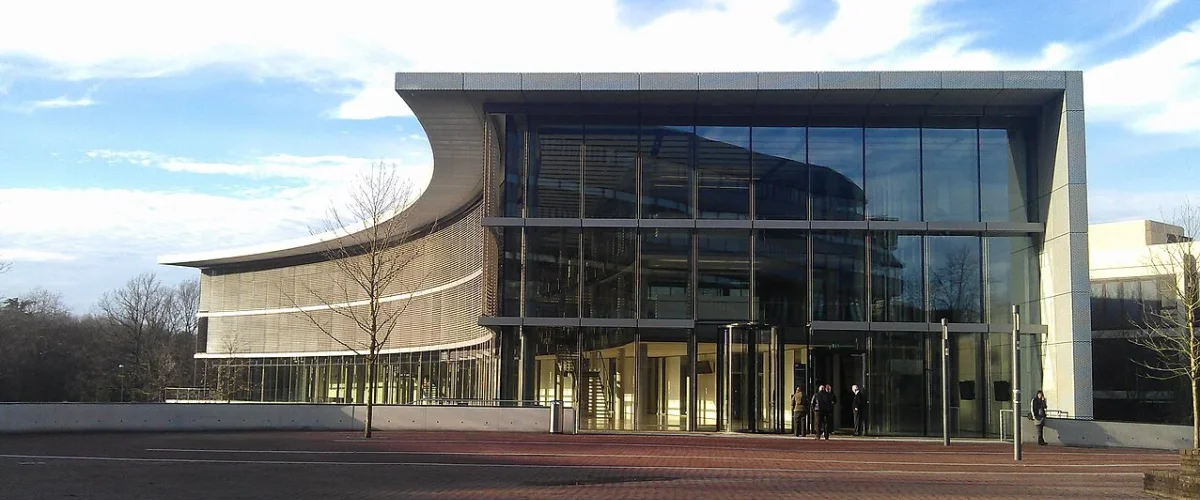 Hotel Nähe Uniklinik / HHU: Entspannt anreisen (und parken) für Gastdozenten & Angehörige